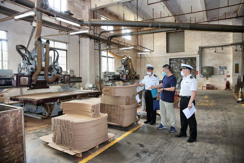 臺風季廣州海關幫扶助力木制品加工企業出口